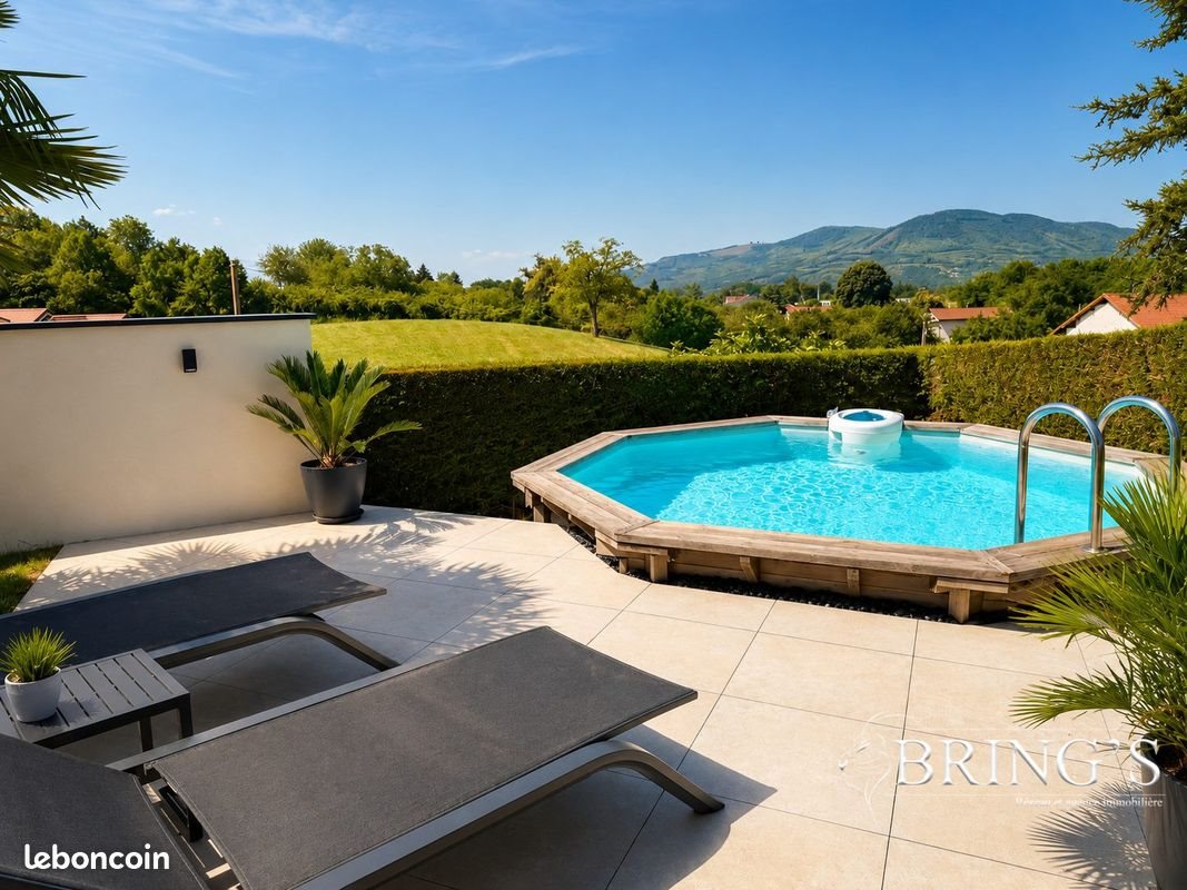 Maison à vendre, 125m², Charnècles