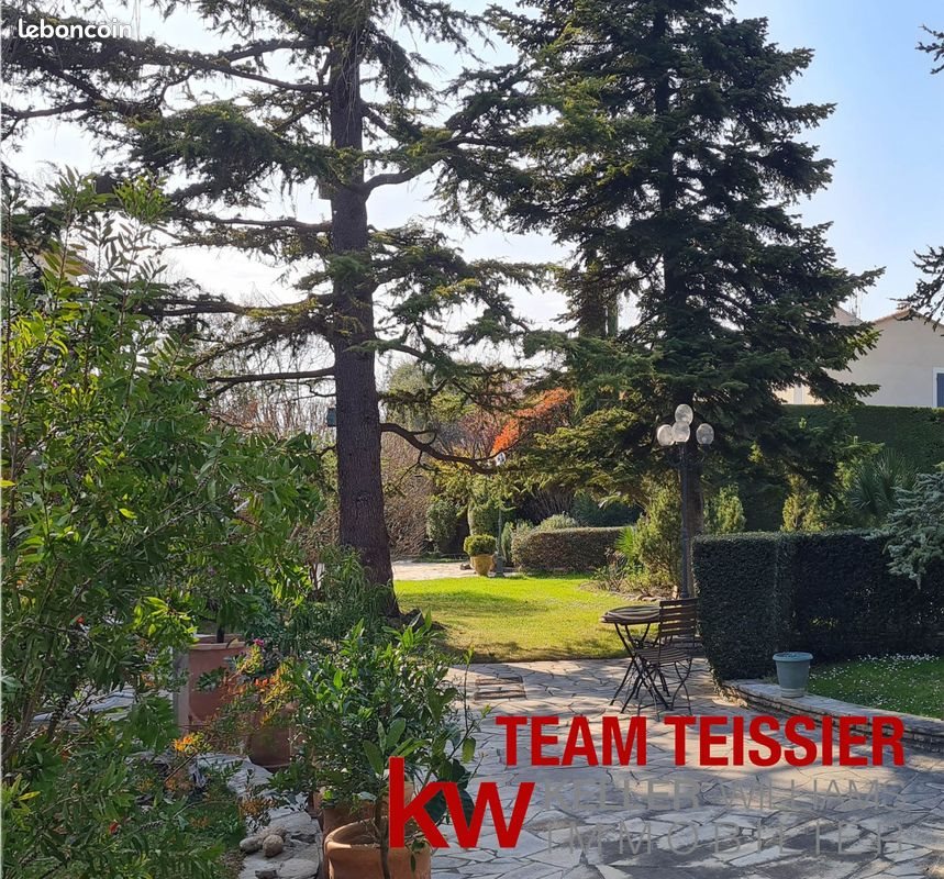 Maison à vendre, 496m², Grans