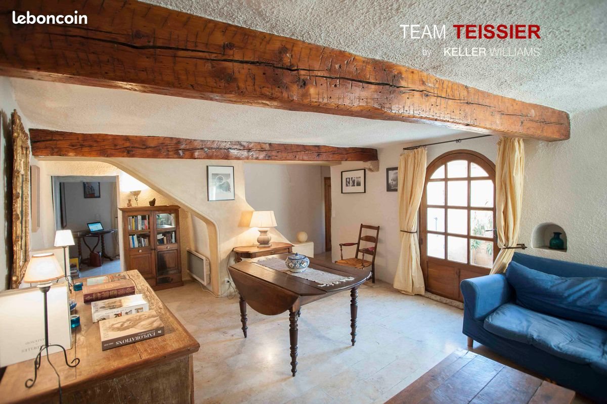 Maison à vendre, 129m², La Bastidonne