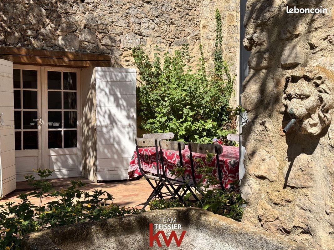 Maison à vendre, 408m², Lamanon