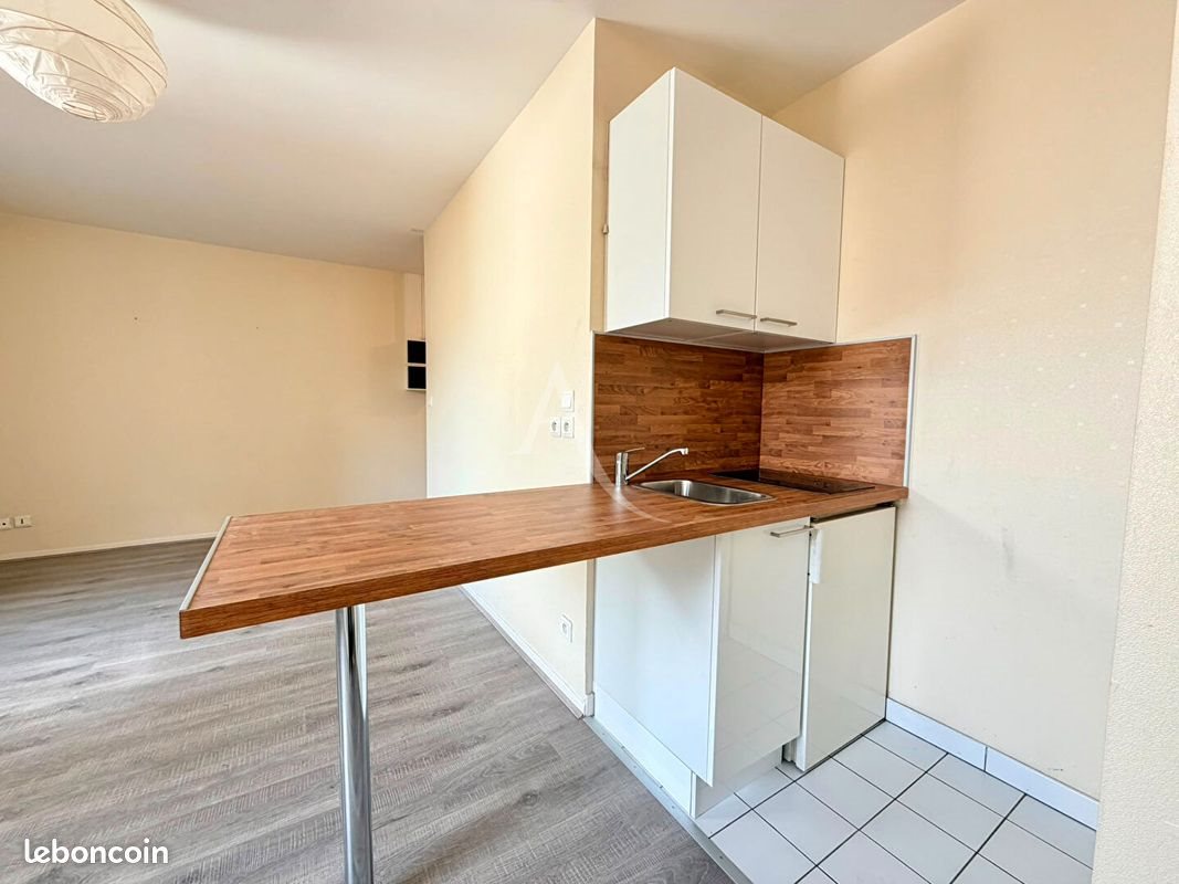 Appartement à louer, 25m², Reims