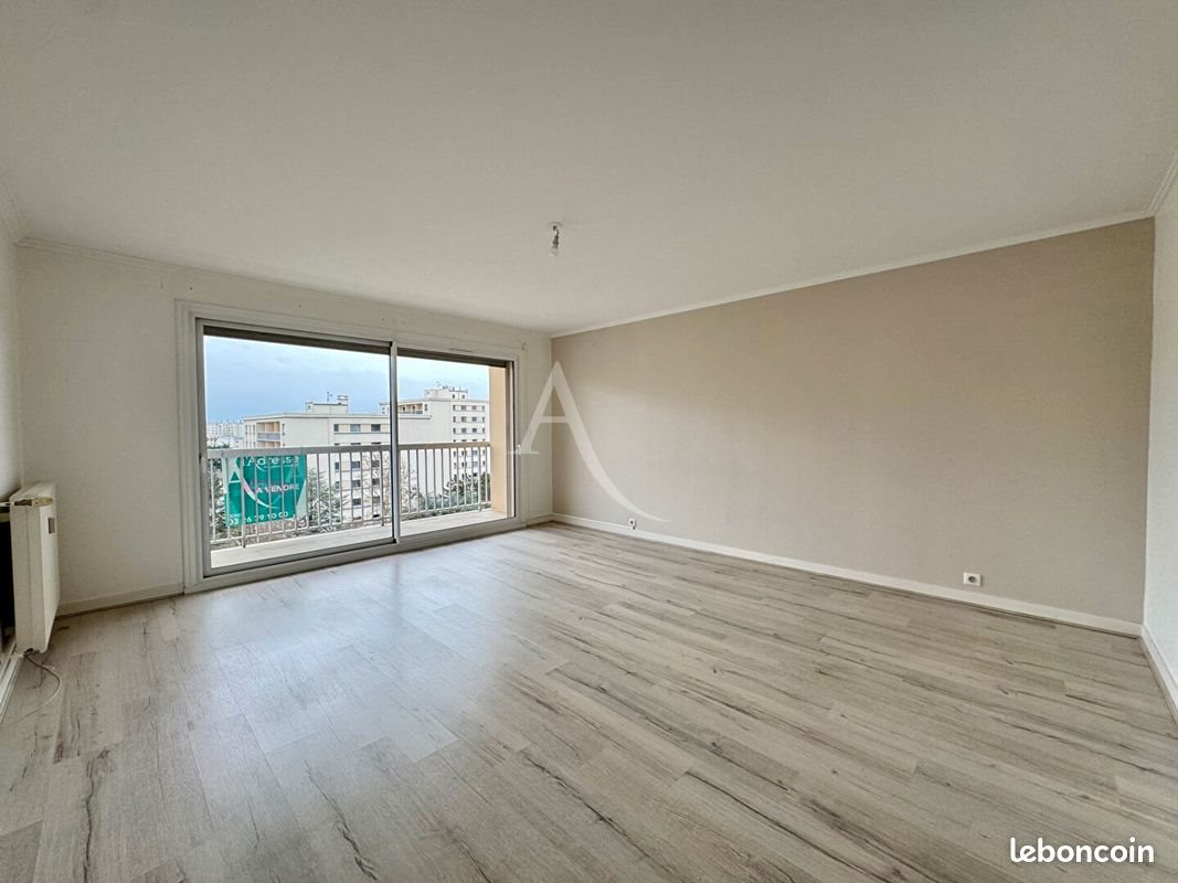 Appartement à louer, 74m², Reims