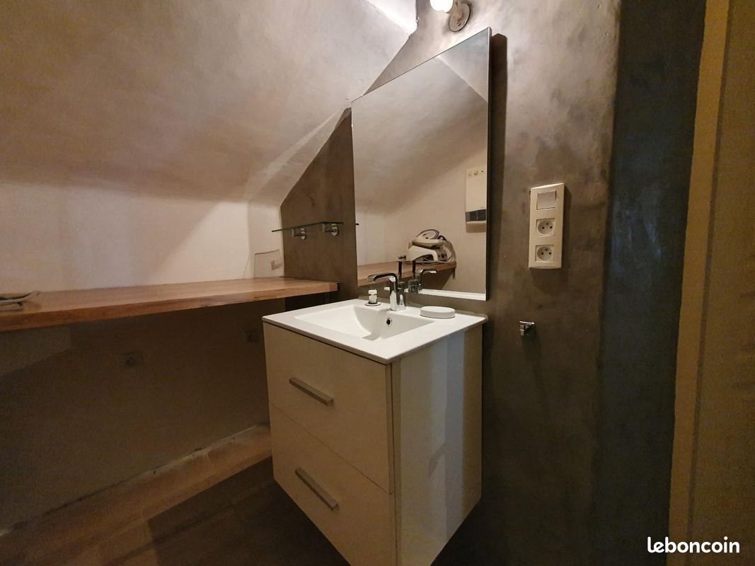 Appartement à louer, 50m², La Tour-d'Aigues