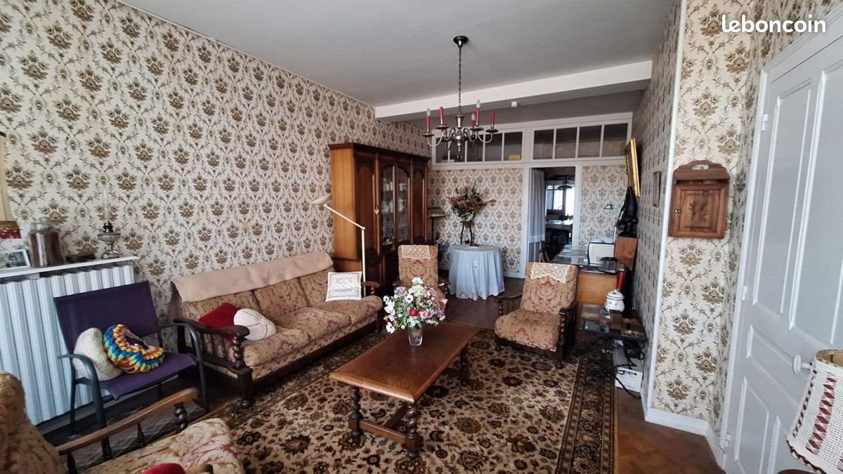 Maison à vendre, 228m², Piégut-Pluviers
