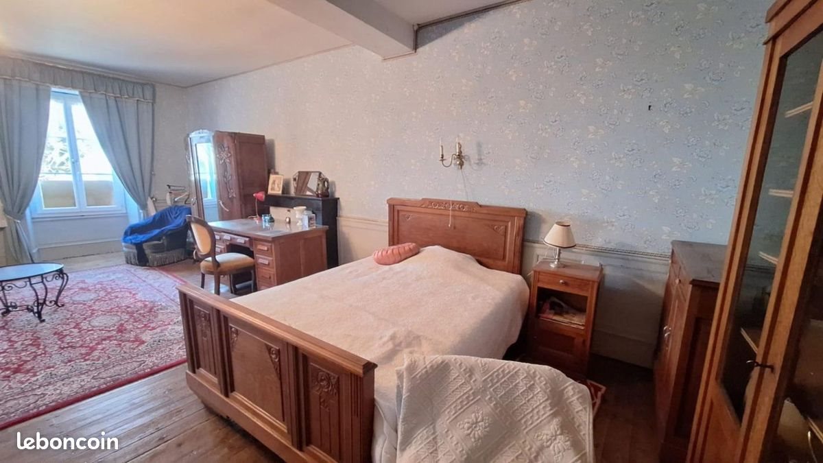 Maison à vendre, 228m², Piégut-Pluviers