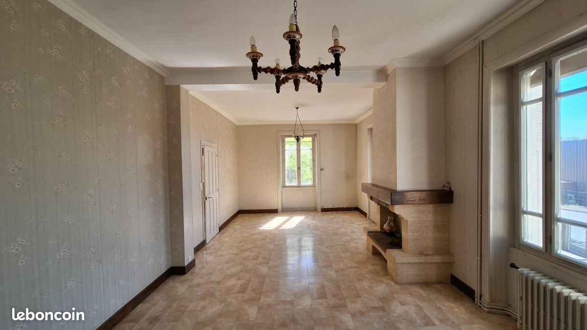 Maison à vendre, 123m², Nontron