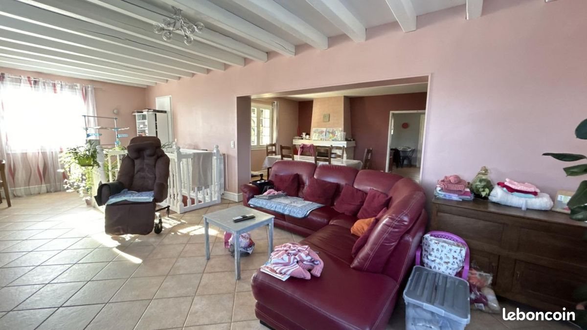 Maison à vendre, 152m², Saint-Martial-de-Valette