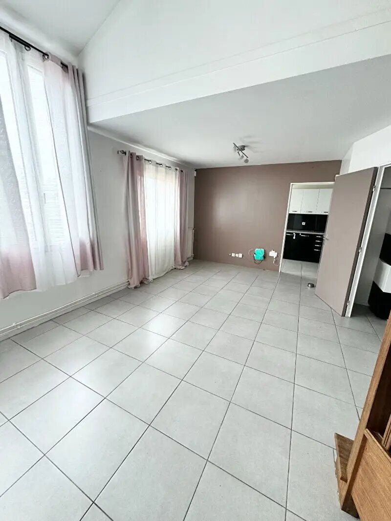 Appartement à louer, 65m², Drancy