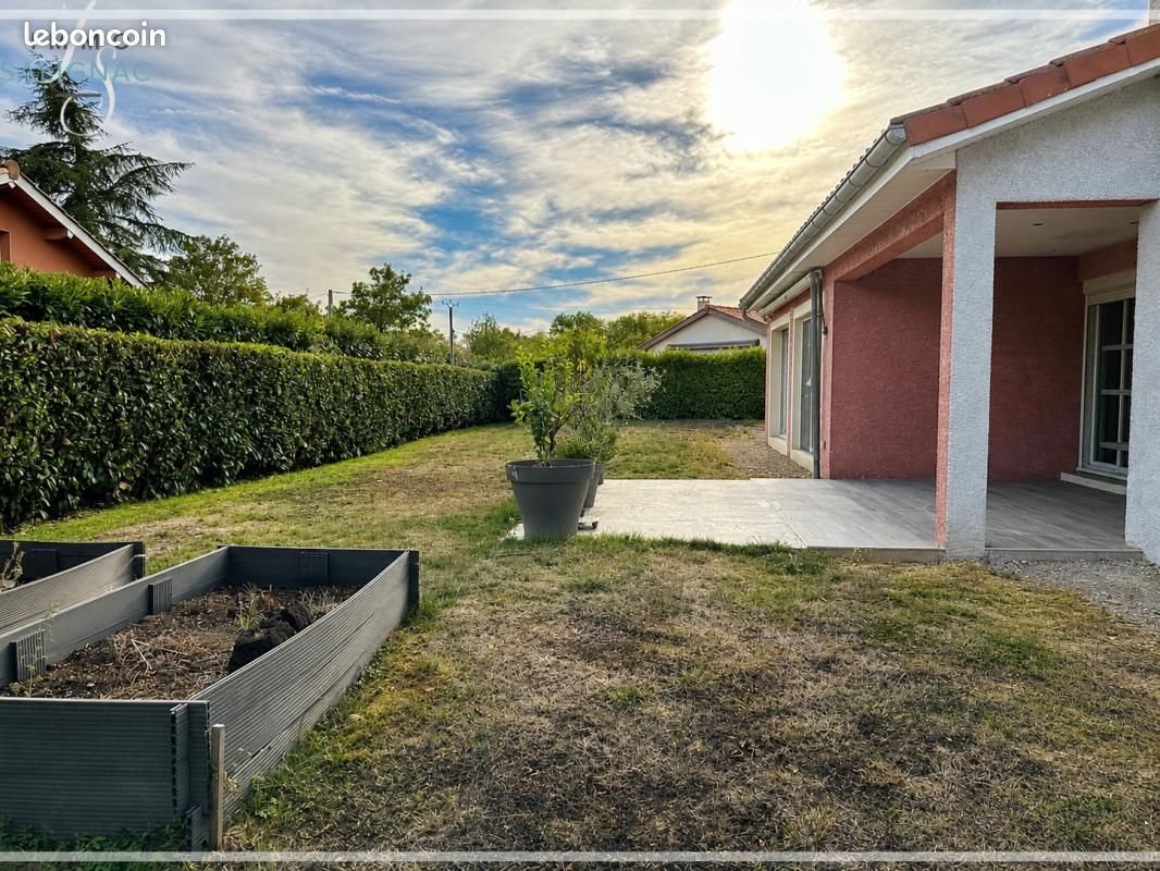 Maison à vendre, 180m², Mézériat