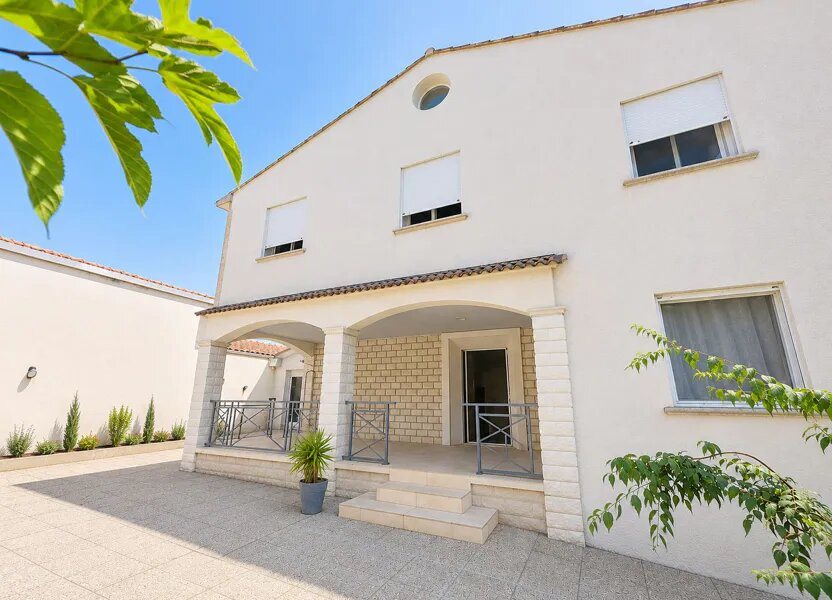 Maison à vendre, 230m², Tavel