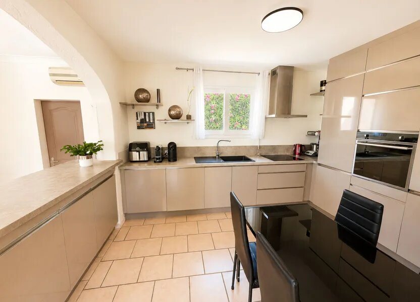 Maison à vendre, 161m², Caumont-sur-Durance