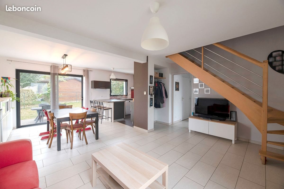Maison à vendre, 111m², Saint-Erblon