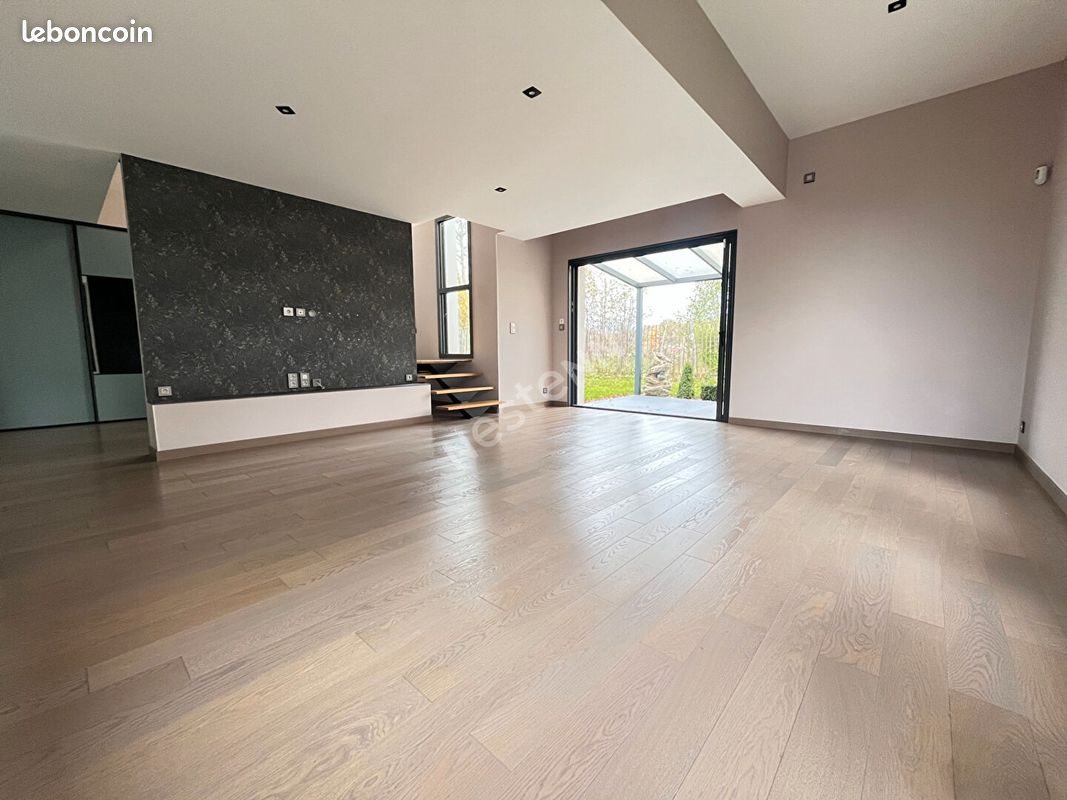 Maison à vendre, 156m², Orgères