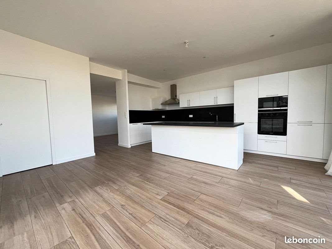 Maison à vendre, 124m², Laillé