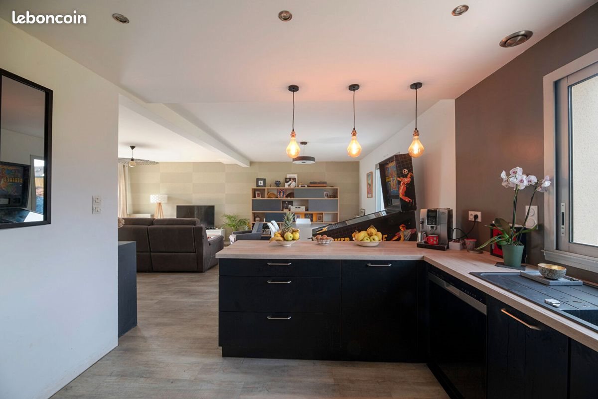 Maison à vendre, 122m², Chavagne