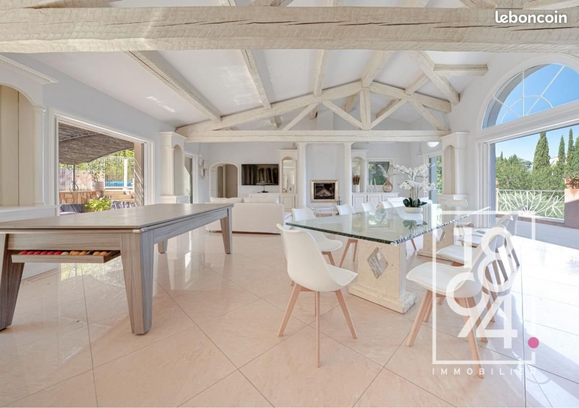 Maison à vendre, 300m², Saint-Tropez