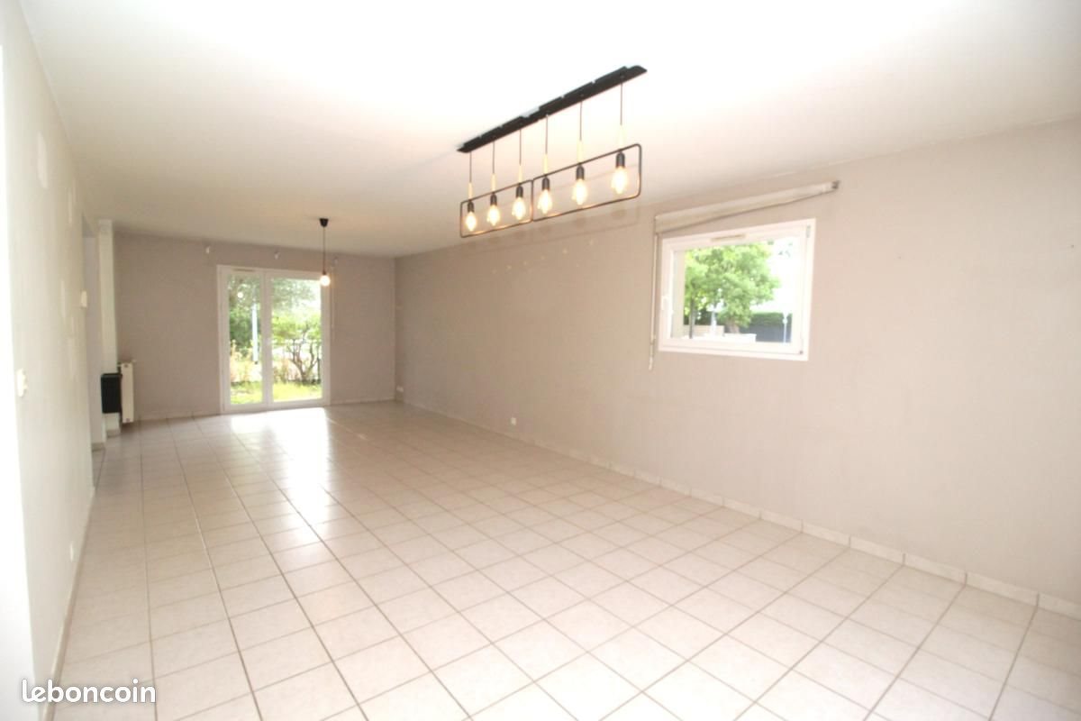 Maison à louer, 108m², Saint-Nazaire