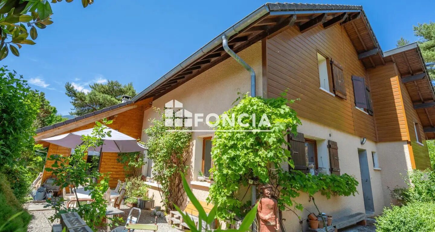 Maison à vendre, 238m², Saint-Jorioz