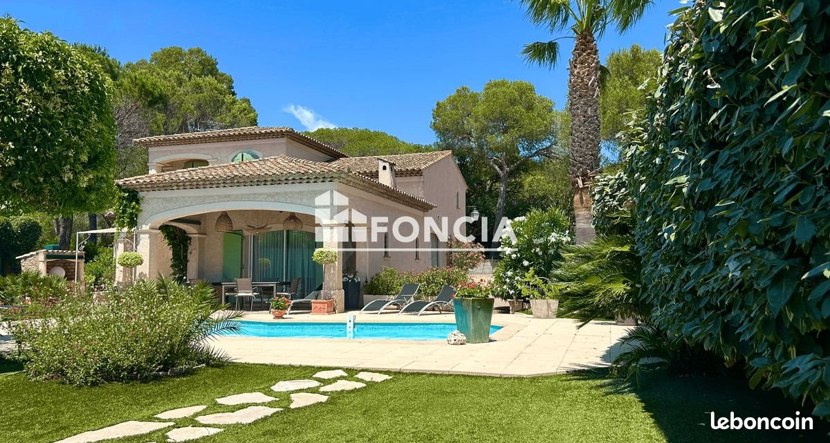 Maison à vendre, 156m², Fréjus