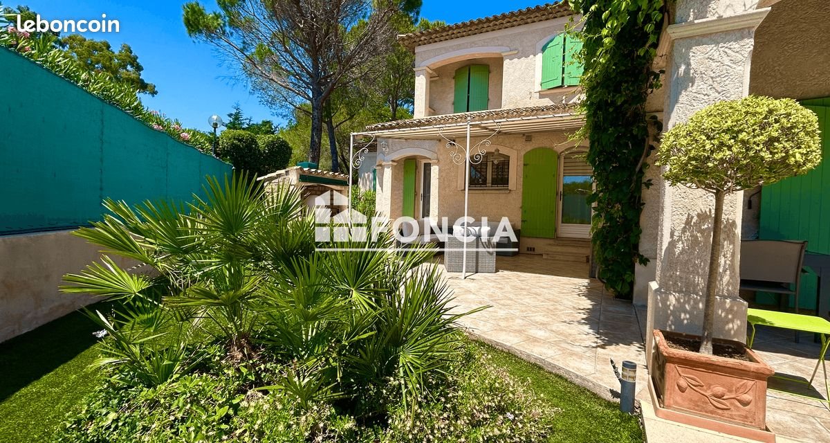 Maison à vendre, 156m², Fréjus