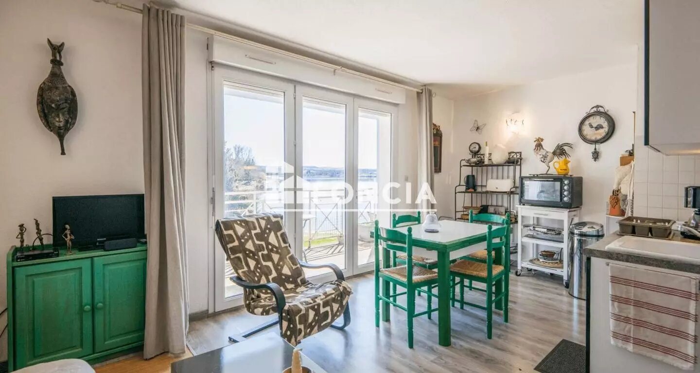 Appartement à vendre, 40m², Salles-Curan