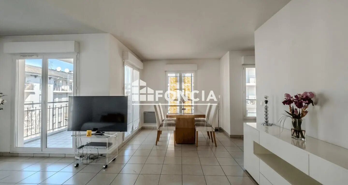 Appartement à vendre, 72m², Saint-Julien-en-Genevois