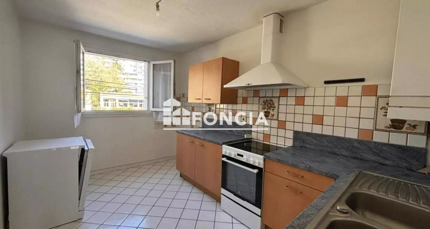 Appartement à vendre, 71m², Pau