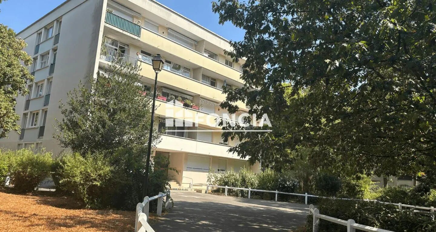 Appartement à vendre, 61m², Yerres