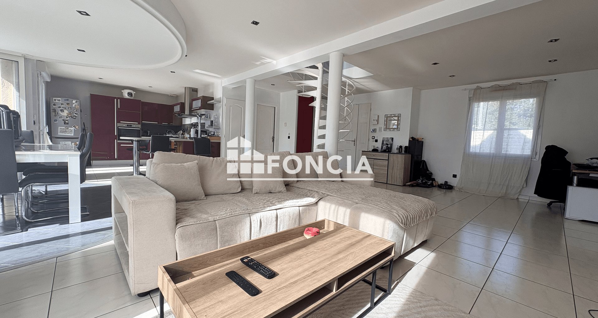 Maison à vendre, 149m², Pamfou