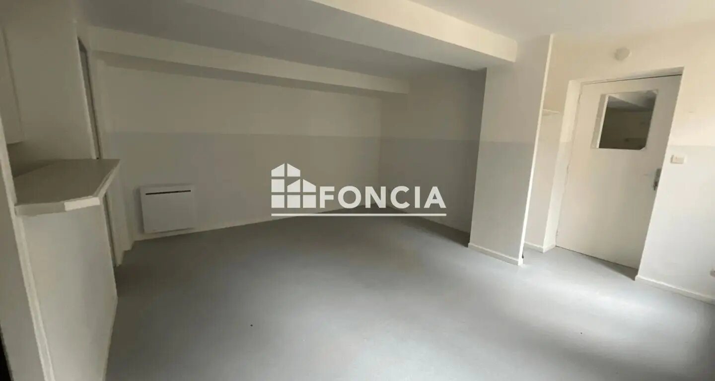 Appartement à vendre, 472m², Sedan