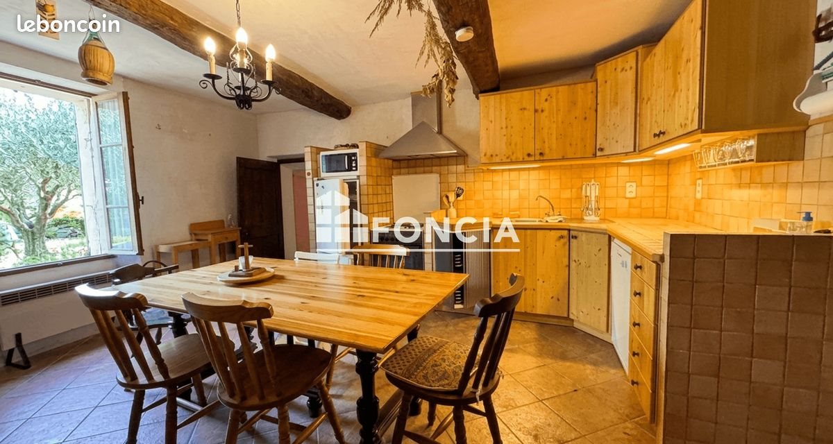 Maison à vendre, 199m², Le Thoronet