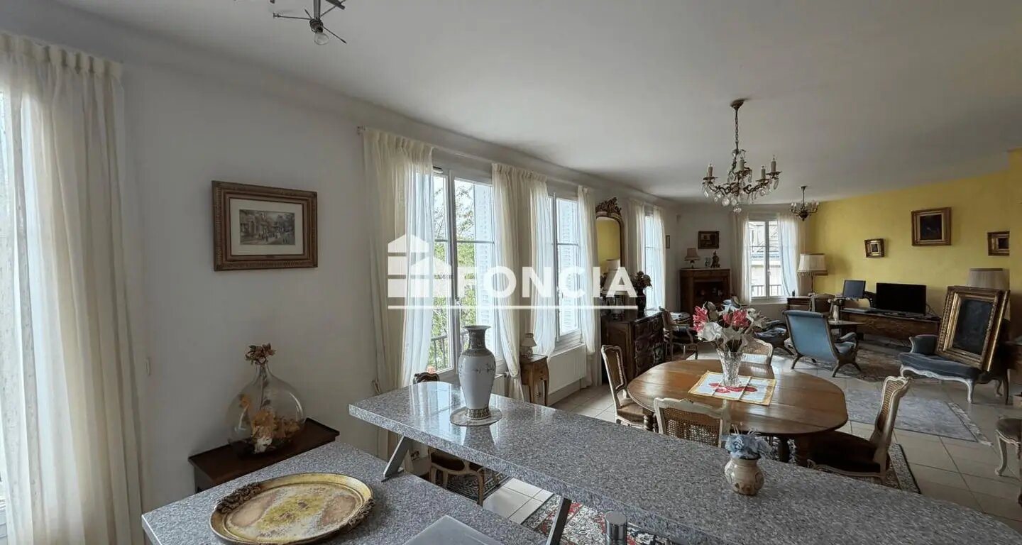 Appartement à vendre, 142m², Beauvais