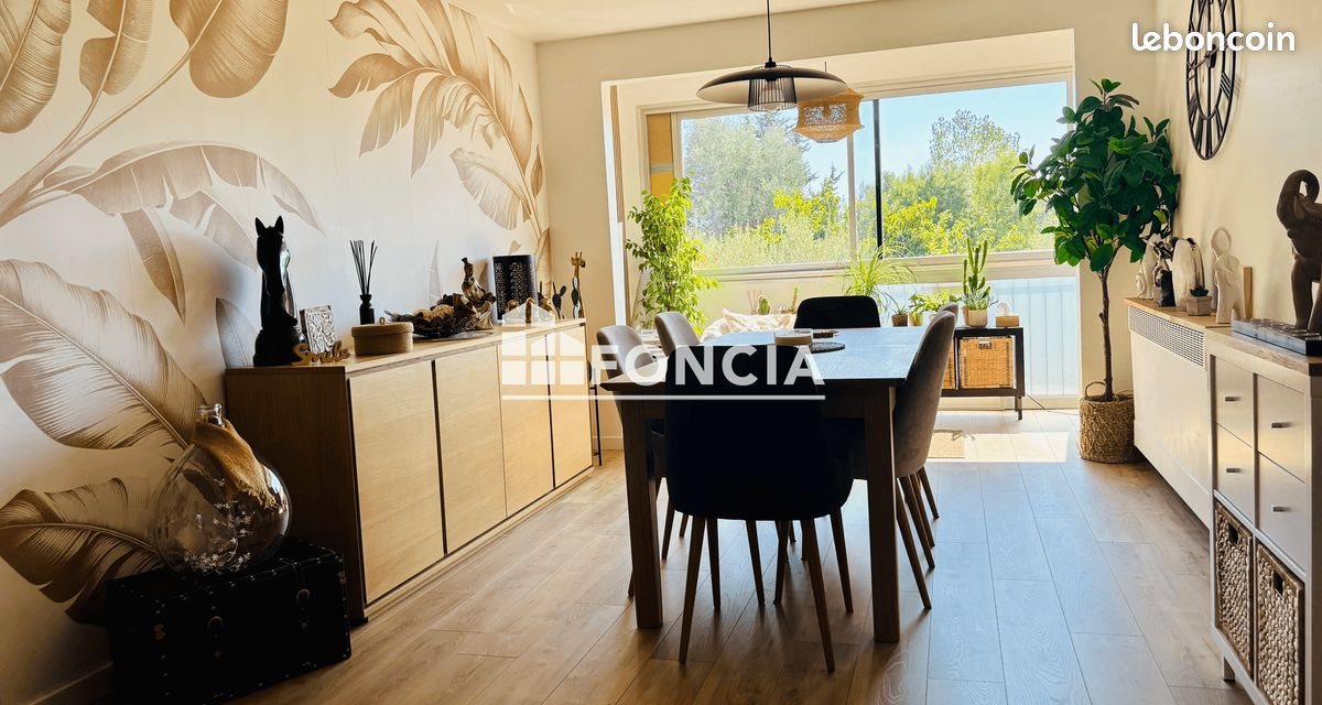 Appartement à vendre, 75m², Hyères