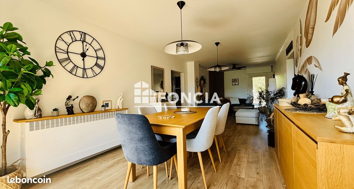 Appartement à vendre, 75m², Hyères