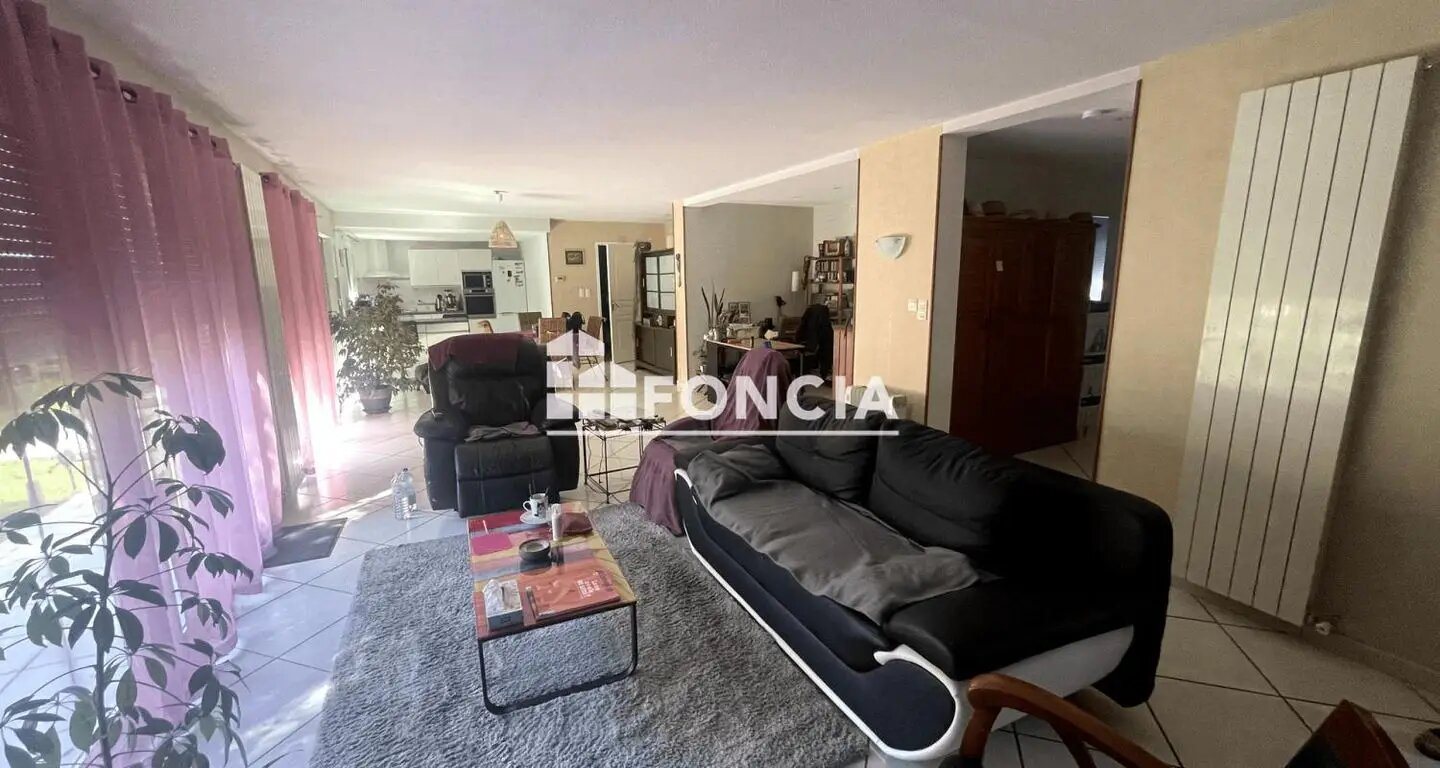Maison à vendre, 230m², Saint-Juéry