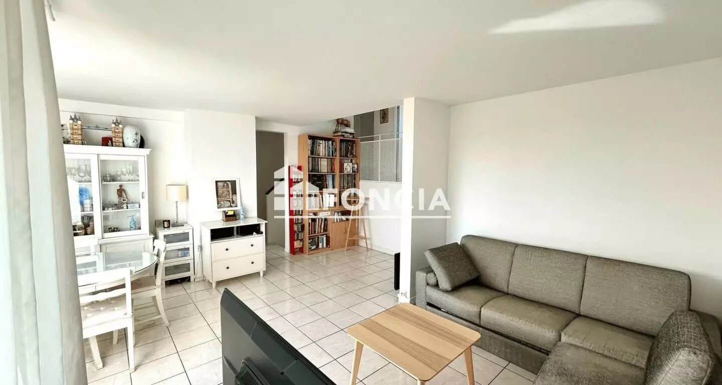 Appartement à vendre, 68m², Fresnes