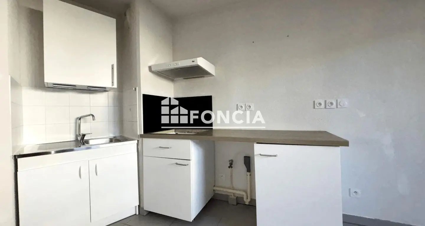 Appartement à vendre, 40m², Saint-Maximin-la-Sainte-Baume