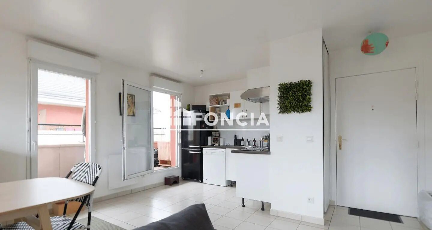 Appartement à vendre, 71m², Savigny-le-Temple
