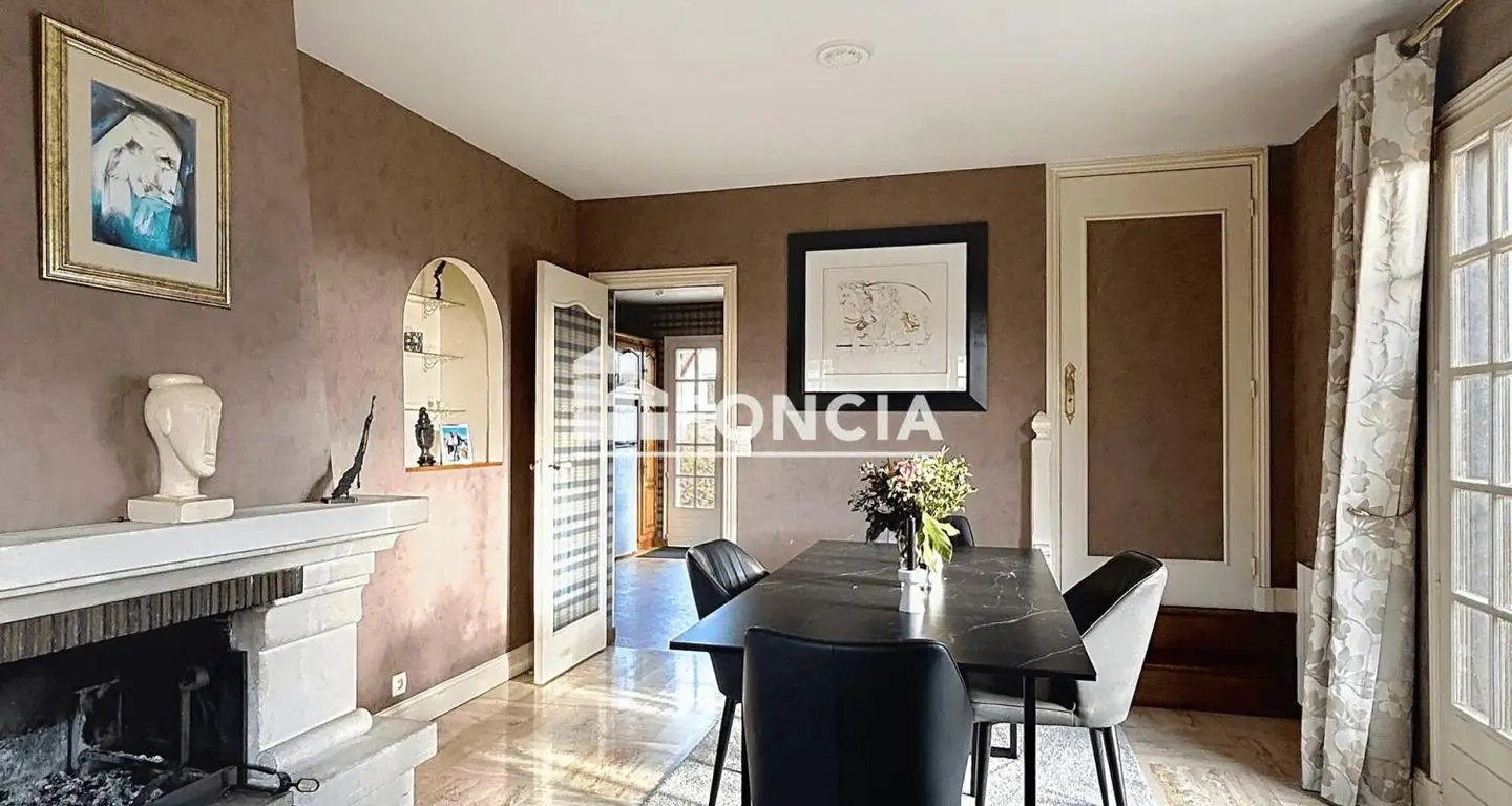Maison à vendre, 188m², Biéville-Beuville