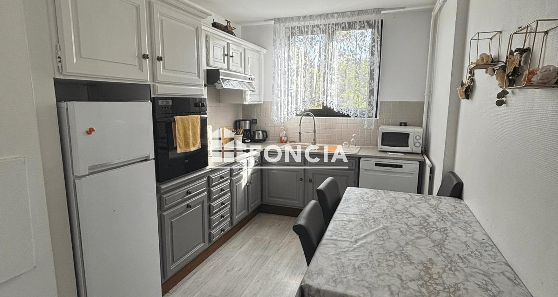 Appartement à vendre, 81m², Evry