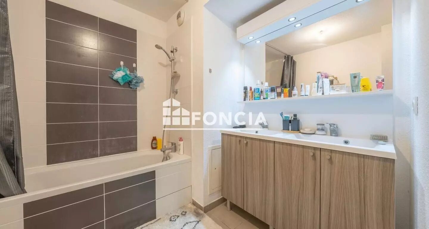 Appartement à vendre, 63m², Cenon