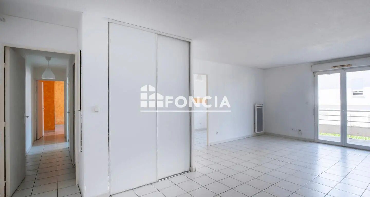 Appartement à vendre, 72m², Miramas