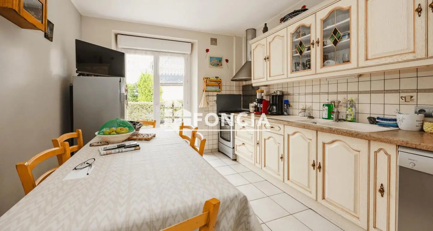 Maison à vendre, 127m², Noyal-Châtillon-sur-Seiche