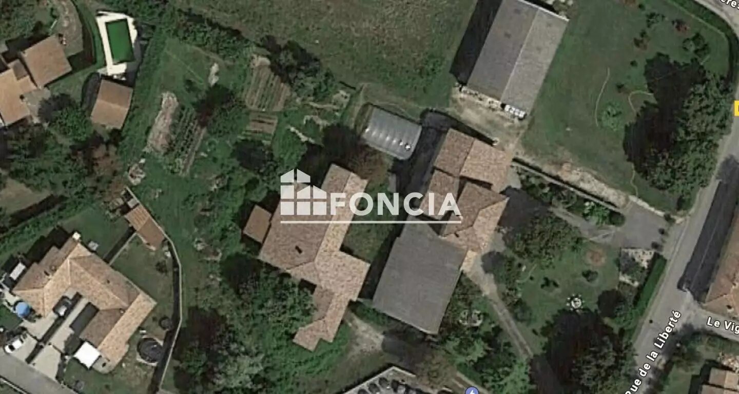 Maison à vendre, 500m², Bésayes