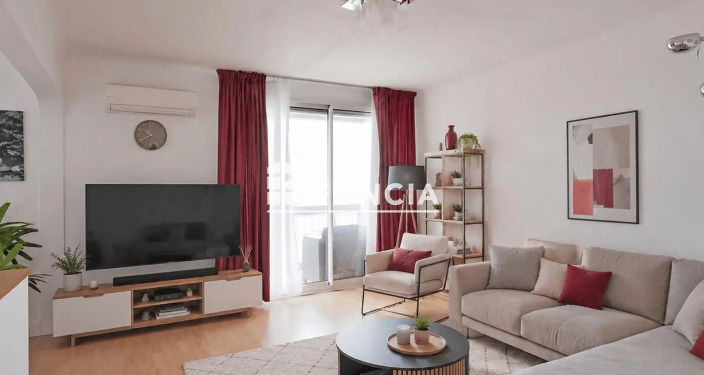 Appartement à vendre, 75m², Nîmes