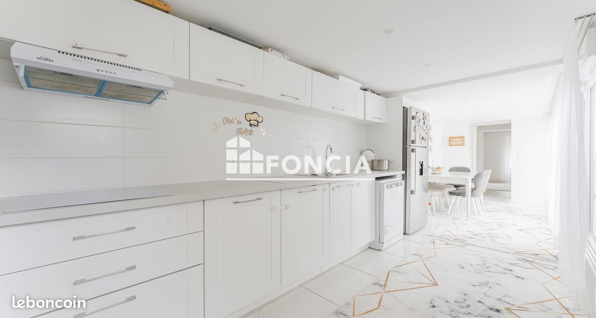 Maison à vendre, 90m², Pont-Saint-Martin
