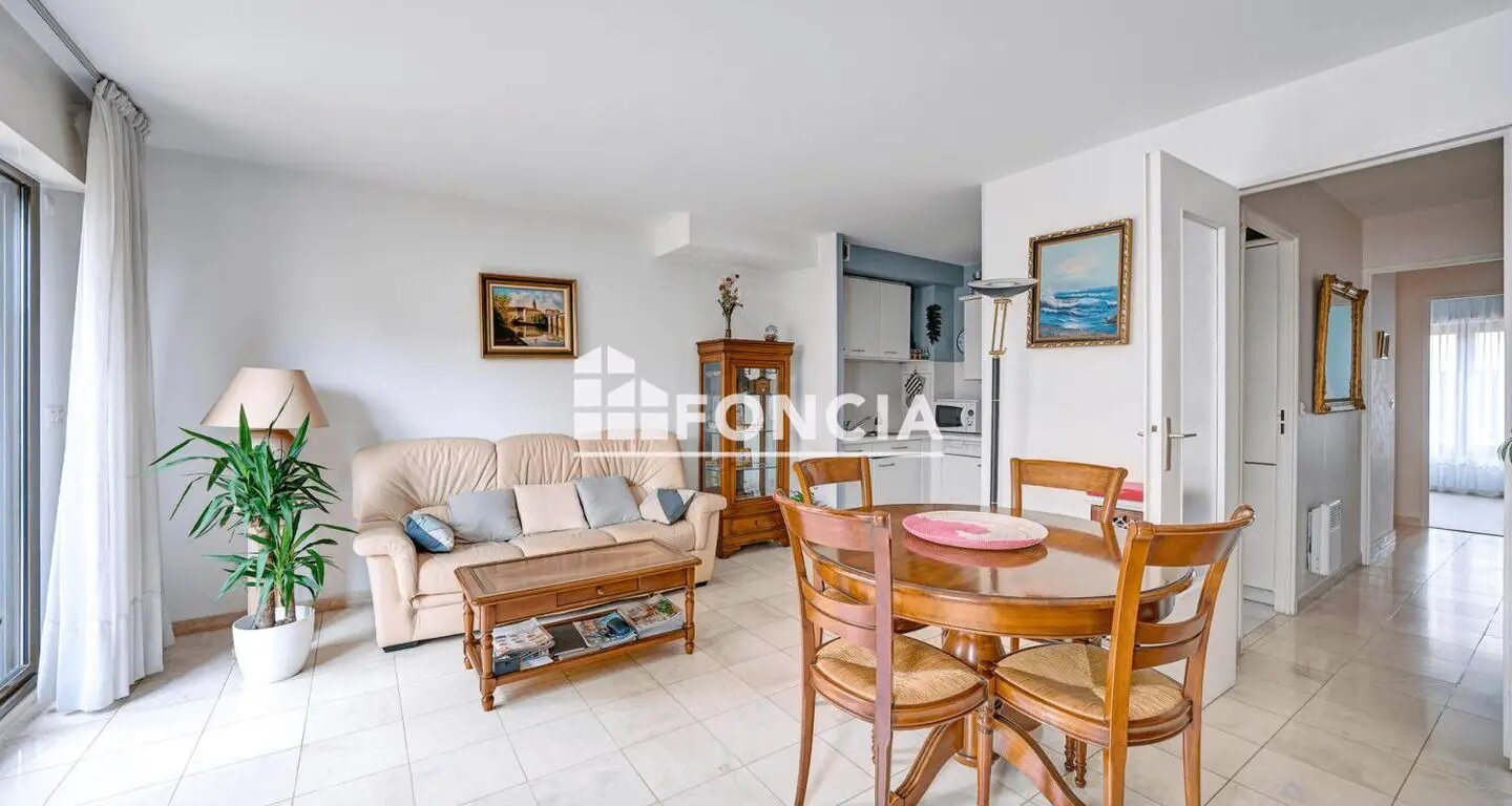 Appartement à vendre, 70m², Bourg-la-Reine
