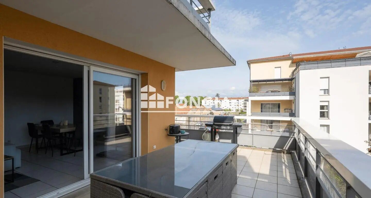 Appartement à vendre, 75m², Guilherand-Granges