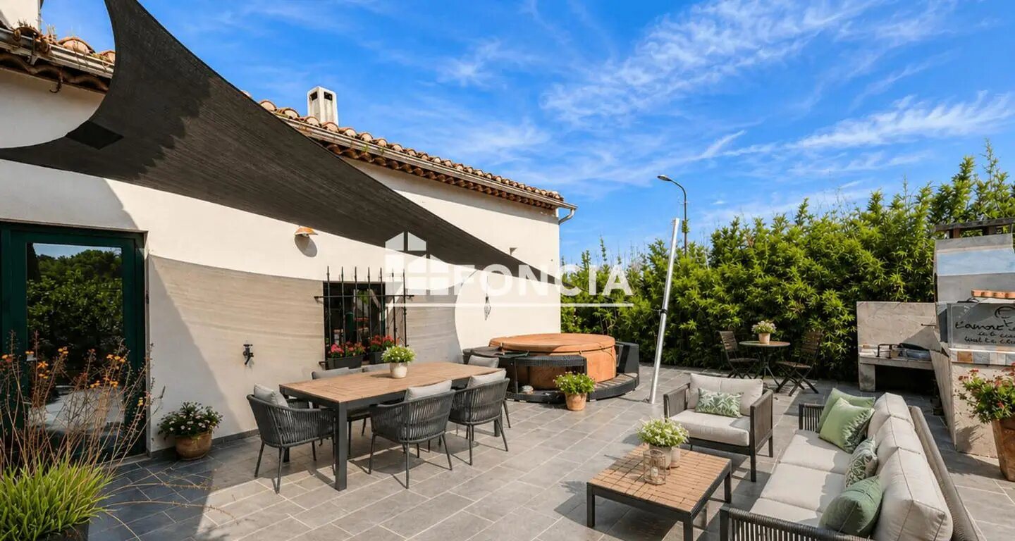 Maison à vendre, 160m², Nîmes