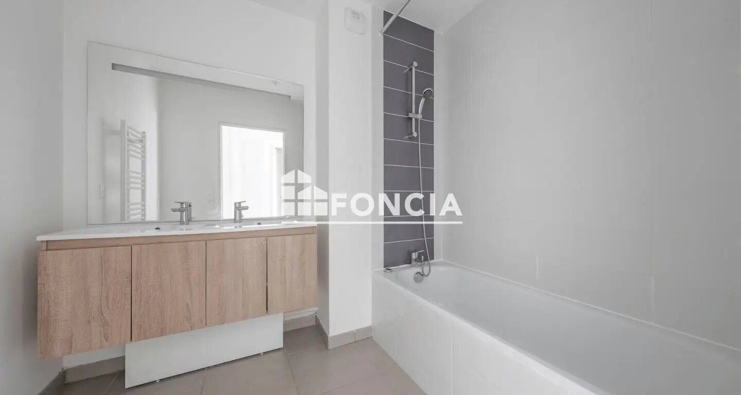 Appartement à vendre, 68m², Cenon